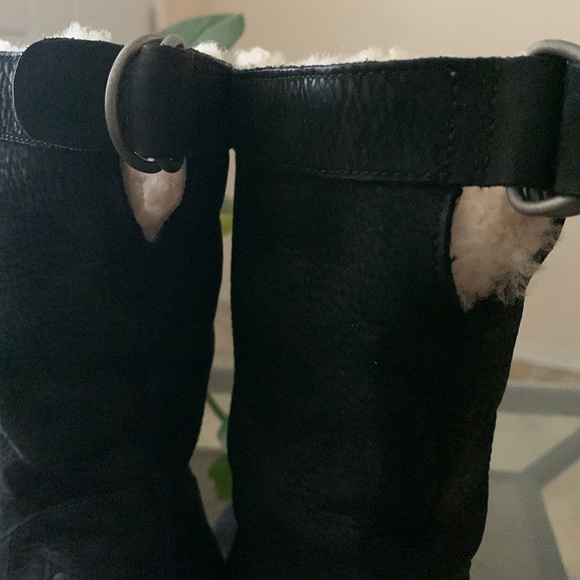 UGG Carnagie Wedge Clog Boots - Picture 9 of 14